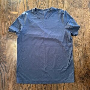 Lululemon men’s tshirt size adult small